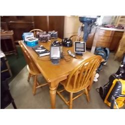 SOLID WOOD TABLE WITH 4 CHAIRS