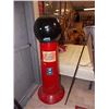Image 1 : VINTAGE STYLE LARGE BUBBLE GUM MACHINE / FISH TANK NOW