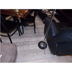 AREA CARPET - WOOL - LARGE - 8 X 12