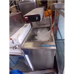 QUEST COMMERCIAL GLO-RAY WARMER - TESTED WORKING