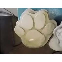 CONCRETE - STEPPING STONE - PAW - LARGE