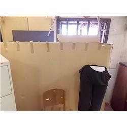 NEW CLICK CLACK COUCH IN BOX - DAY LOUNGER