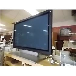 HITACHI T.V. / MONITOR - NO HDMI