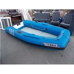 TAKE A LQQK AT SOME OF THE ITEMS IN THIS WEEKS AUCTION - BUT NOT ALL OF THEM