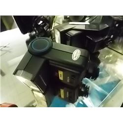 CAMERA FLASHES - 2 TTL