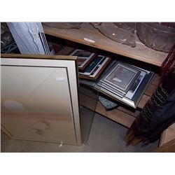 BOX OF ASSORTED PICTURE FRAMES