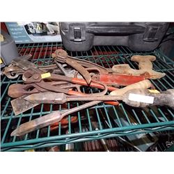 LOT OF VINTAGE TOOLS