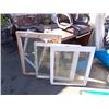 Image 1 : VINTAGE WOOD WINDOWS - 5 TTL