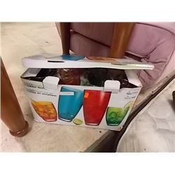 NEW TUMBLERS - ACRYLIC - 16PC
