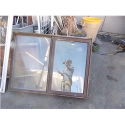 VINTAGE WINDOW - SLIDER