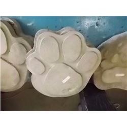 CONCRETE - STEPPING STONE - PAW - MED