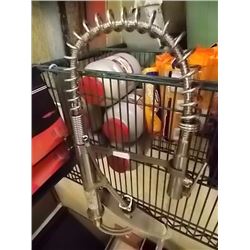 STAINLESS RESTRAUNT DESIGNED SPRAYING FAUCET