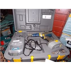 CRAFTSMAN 18 VOLT DRILL, 2 BATTERIES & CHARGER