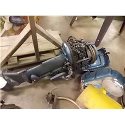 VINTAGE EVINRUDE OUTBOARD MOTOR - as-is