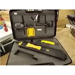 LOOJ MECHANICAL GUTTER CLEANING SYSTEM IN CASE - MADE BY IROBOT - NEW RETAIL ESTIMATE $399.99