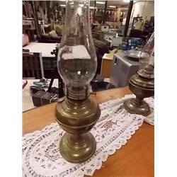 VINTAGE OIL LAMP