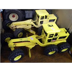 2 VINTAGE TONKA GRADERS..