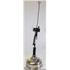 Image 1 : VINTAGE LAMP