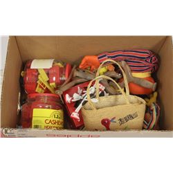 ESTATE BOX OF VINTAGE TOYS