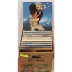 BOX OF APPROX 100 VINTAGE RECORDS