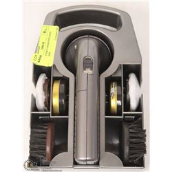NEW BATTERY OPERATED SHOE SHINE/CARE
