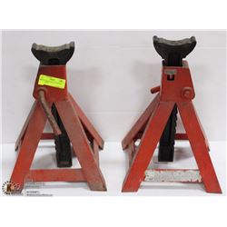 PAIR OF HEAVY DUTY 6-TON RED JACK STANDS