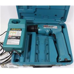 BOX W/MAKITA 9.6 V DRILL IN CASE & MAKITA