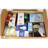 Image 1 : BOX OF LIGHT BULBS