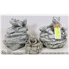 Image 1 : 3 STONE GARDEN FROGS