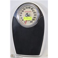 HEALTHOMETER LARGE WEIGH SCALE