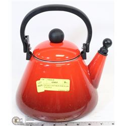 LE CREUSET CAST IRON PORCELAIN KONE KETTLE