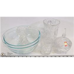 BOX OF PINWHEEL CRYSTAL & GLASSWARE