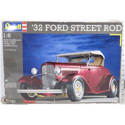 VINTAGE REVELL 32 FORD STREET ROD