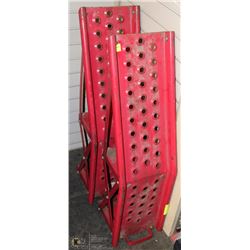 SET OF METAL CAR/TRUNK RAMPS