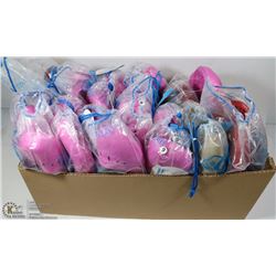 FLAT OF WOMENS SPORTWEAR SHOES