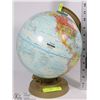Image 1 : VINTAGE GLOBE