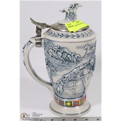 AVON 1992 WINNERS CIRCLE STEIN HAND