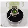 Image 1 : 22-GREEN PERIDOT GEMSTONE RING