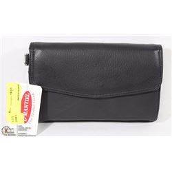 LARGE WOMENS LEATHER WALLET