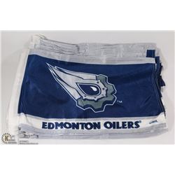 25 OILERS FLAGS
