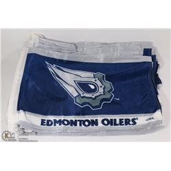 25 OILERS FLAGS