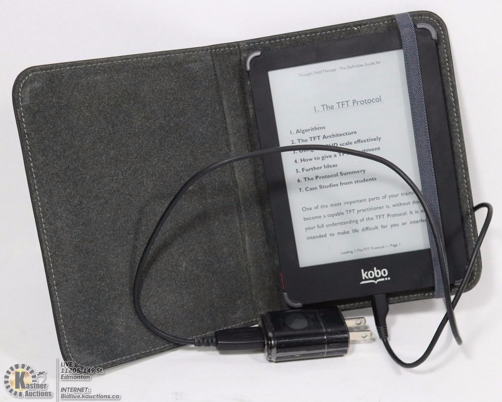KOBO E READER MODEL 0560 WITH CHARGER AND CASE