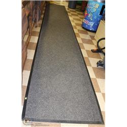 RUNNING MAT 240"X36"