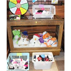 WOOD DISPLAY CASE ON WHEELS W/ CONTENTS ON TOP &