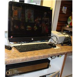 HP PAVILLION MONITOR W/ KEYBOARD, MOUSE, CASH