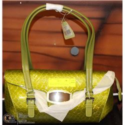GREEN SNAKESKIN STYLE HANDBAG WITH BUCKLE CLOSURE