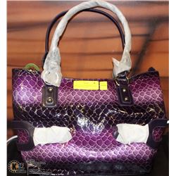 LARGE PURPLE SNAKESKIN STYLE HANDBAG WITH SIDE