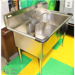 ME#24 DOUBLE COMPARTMENT SS SINK 24"X24"X14"