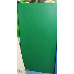 5' GREEN FOLDING TABLE