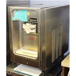 ICE CREAM MACHINE